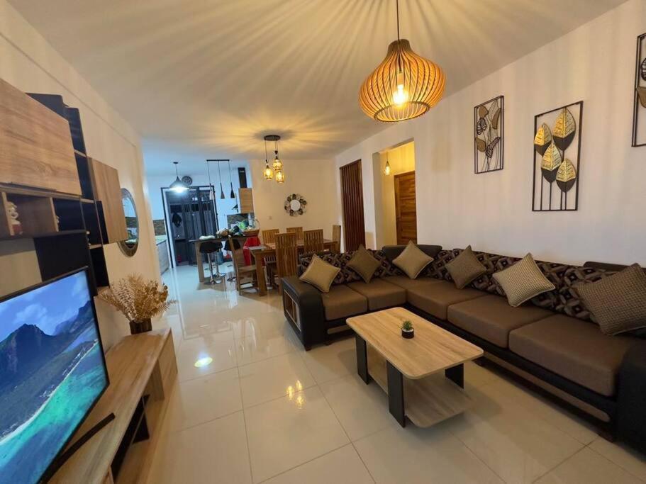 Seasand-Entire Luxury 3 Bd Condo - Close To Beach Flic en Flac Ngoại thất bức ảnh