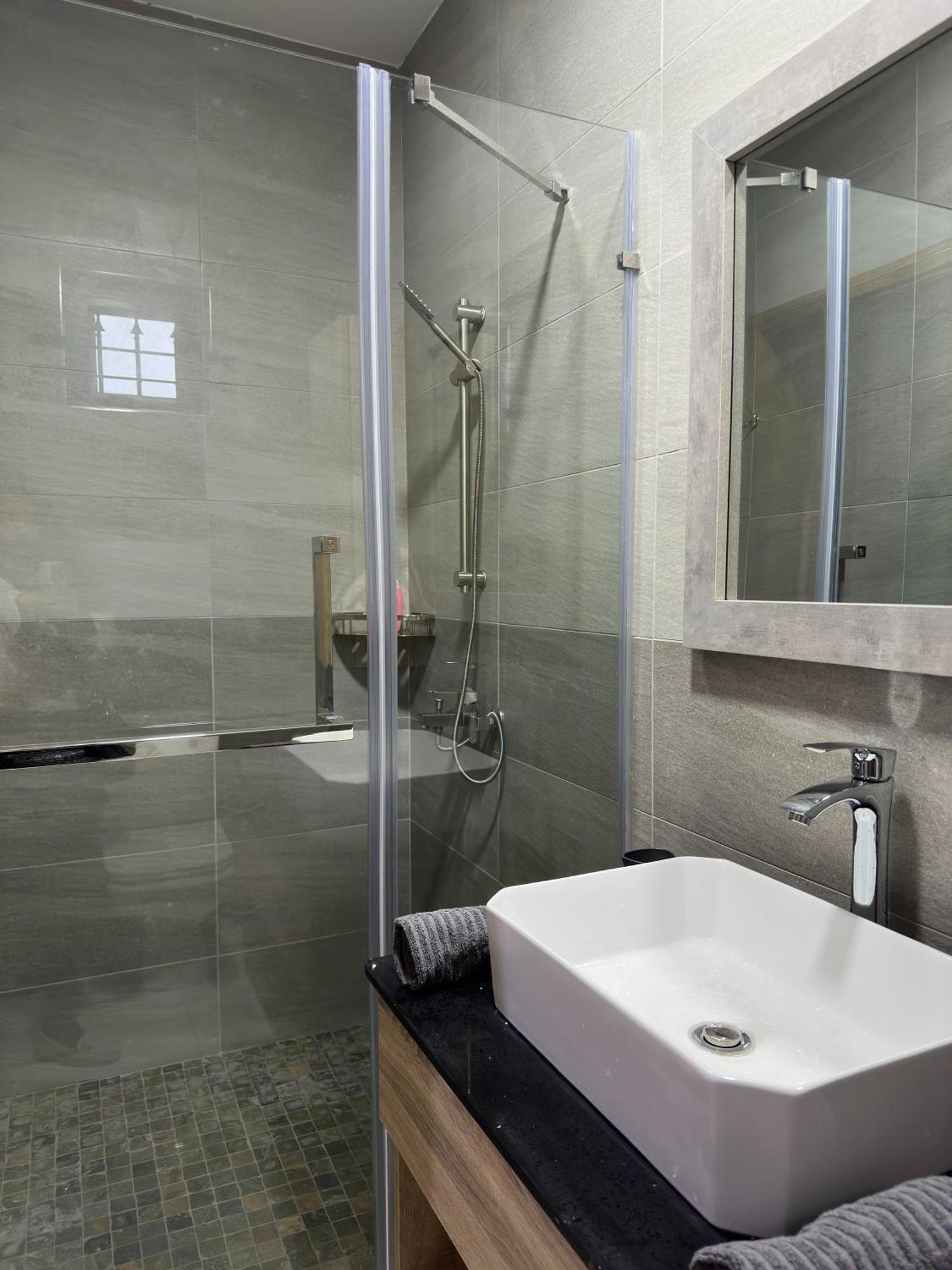 Seasand-Entire Luxury 3 Bd Condo - Close To Beach Flic en Flac Ngoại thất bức ảnh